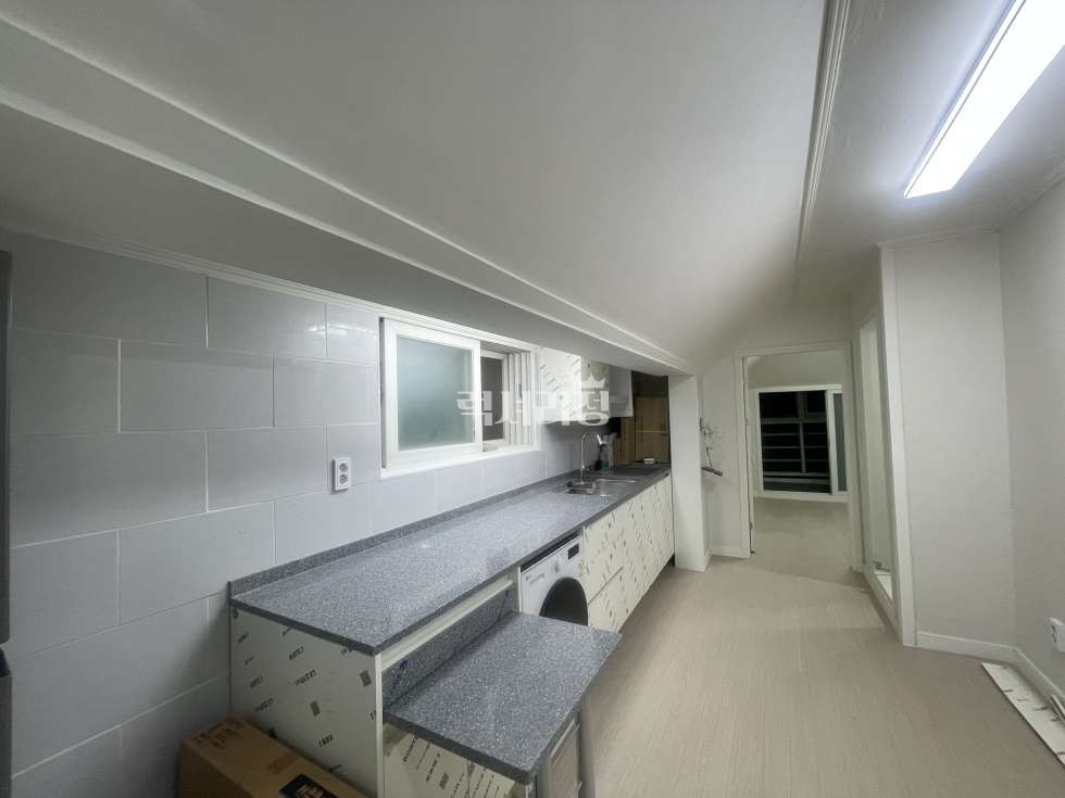 서울 강남구 대치동 916-81 [빌라/전세] 대치동학원가 2룸빌라전세, 올수리, 전세대출,보증보험가능,한티역 전세 매물번호 10175 사진 2