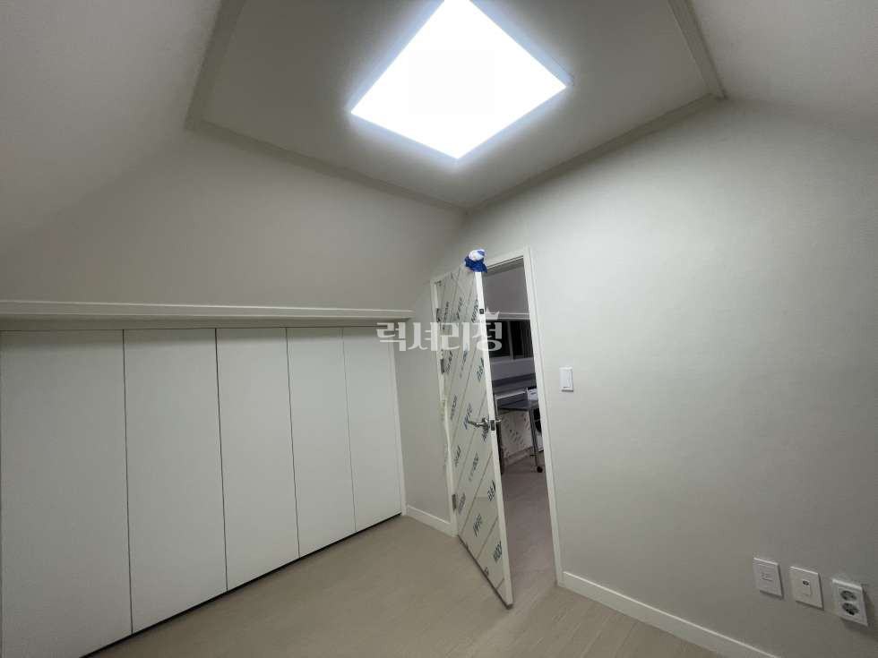 서울 강남구 대치동 916-81 [빌라/전세] 대치동학원가 2룸빌라전세, 올수리, 전세대출,보증보험가능,한티역 전세 매물번호 10175 사진 3