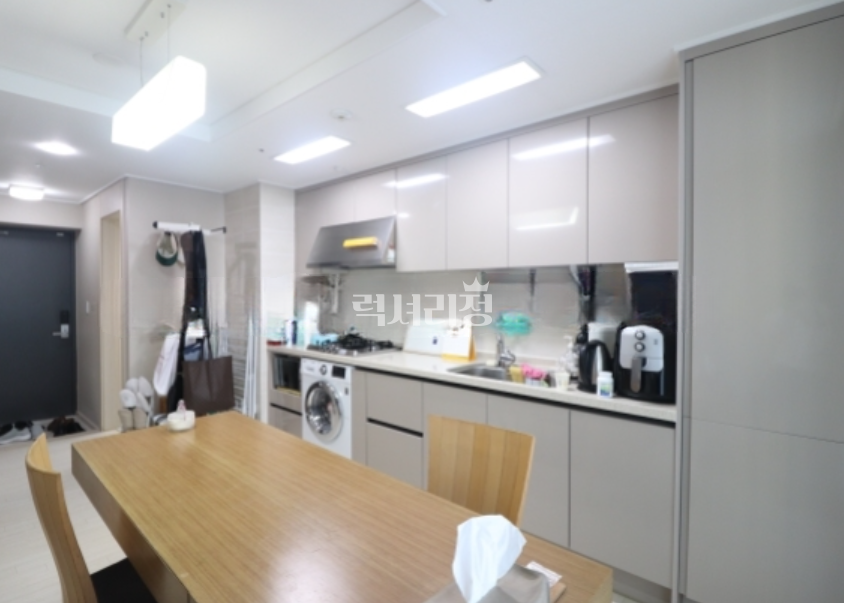 서울 강남구 대치동 894 현대썬앤빌테헤란동 [아파트/단기]대치동2룸 욕실2, 풀옵션, 복층형, 테라스유, 선릉역 단기임대 매물번호 10167 사진 2