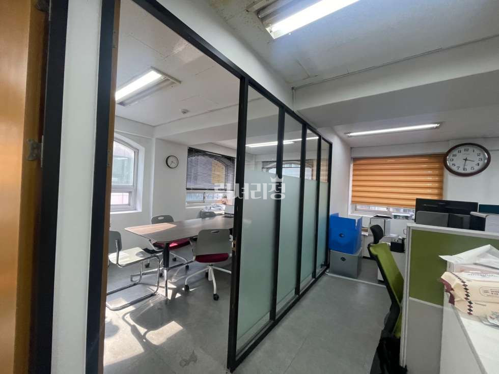 서울 강남구 대치동 유성빌딩동 인테리어된사무실, 룸3개, 자주식주차, 선릉역세권 월세 매물번호 10005 사진 5