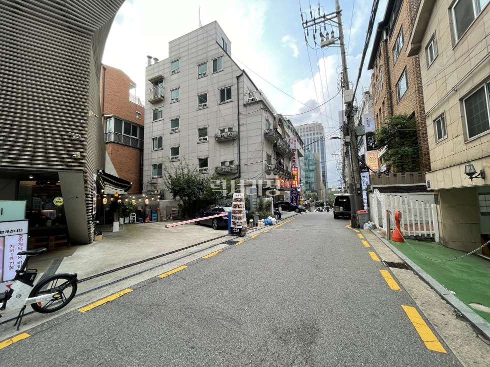 서울 강남구 대치동 [전용45평] 음식점 무권리 ,다양업종가능, 선릉먹자연결라인, 선릉역세권 월세 매물번호 10056 사진 7