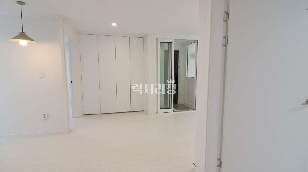 서울 강남구 대치동 906-10 [빌라/전세] 대치동 전용22p, 3룸, 욕실2개, 특올수리, 엘베있음, 선릉역세군 전세 매물번호 10118 사진 12