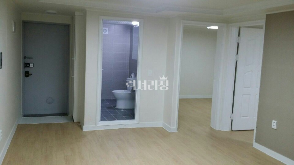 서울 강남구 역삼동 [빌라/전세]전용19평, 3룸, 통베란다, 역삼역세권 전세 매물번호 10028 사진 1