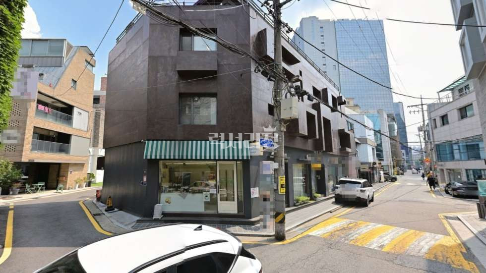 서울 강남구 청담동 [건물/매매] 대지102p, 청담동올근생, 삼면코너건물 매매 매물번호 10128 사진 2