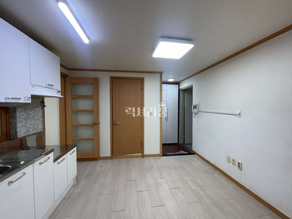 서울 강남구 대치동 916-26 [2룸/월세] 도성초사거리, 주차, LH, SH 전세대출가능한 2룸 월세 매물번호 10150 사진 1