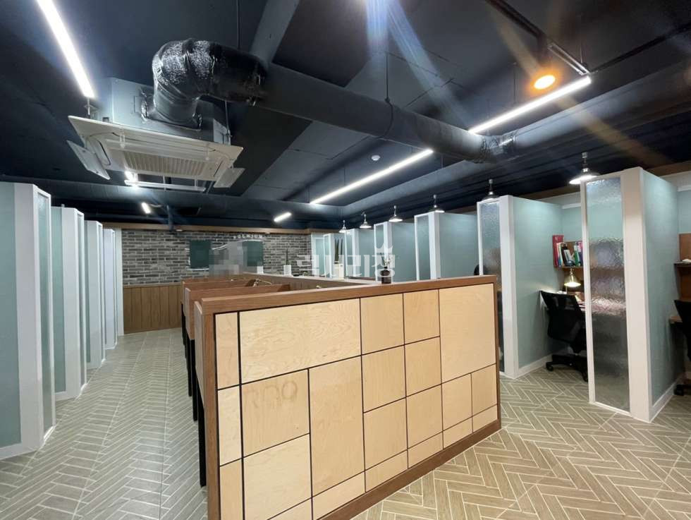 서울 강남구 대치동 학원,관리형독서실, 룸3개, 대치동학원가 연결라인 월세 매물번호 10023 사진 1