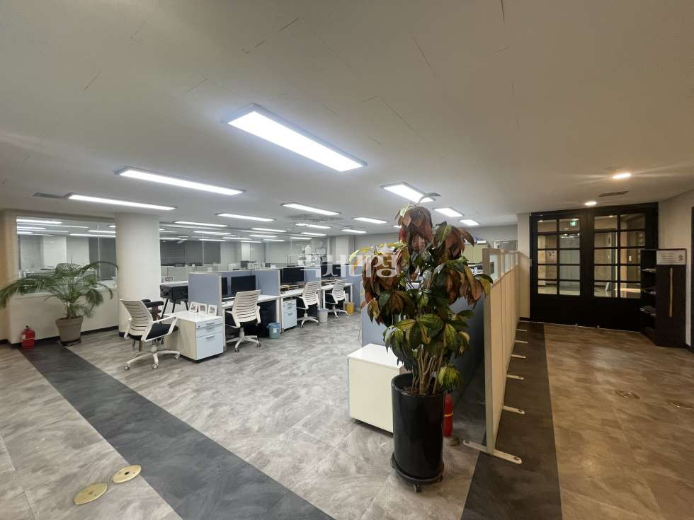 서울 강남구 대치동 성진빌딩동 대형사무실, 전용100평, 룸4개, 업무홀, 선릉역7분 월세 매물번호 10059 사진 7