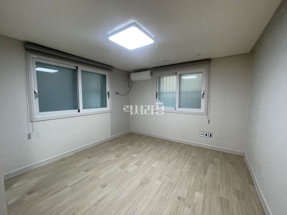 서울 강남구 대치동 896-10 (덕양빌라트) [분리형원룸] 풀옵션, 건조기있음, 올수리됨 월세 매물번호 10077 사진 2