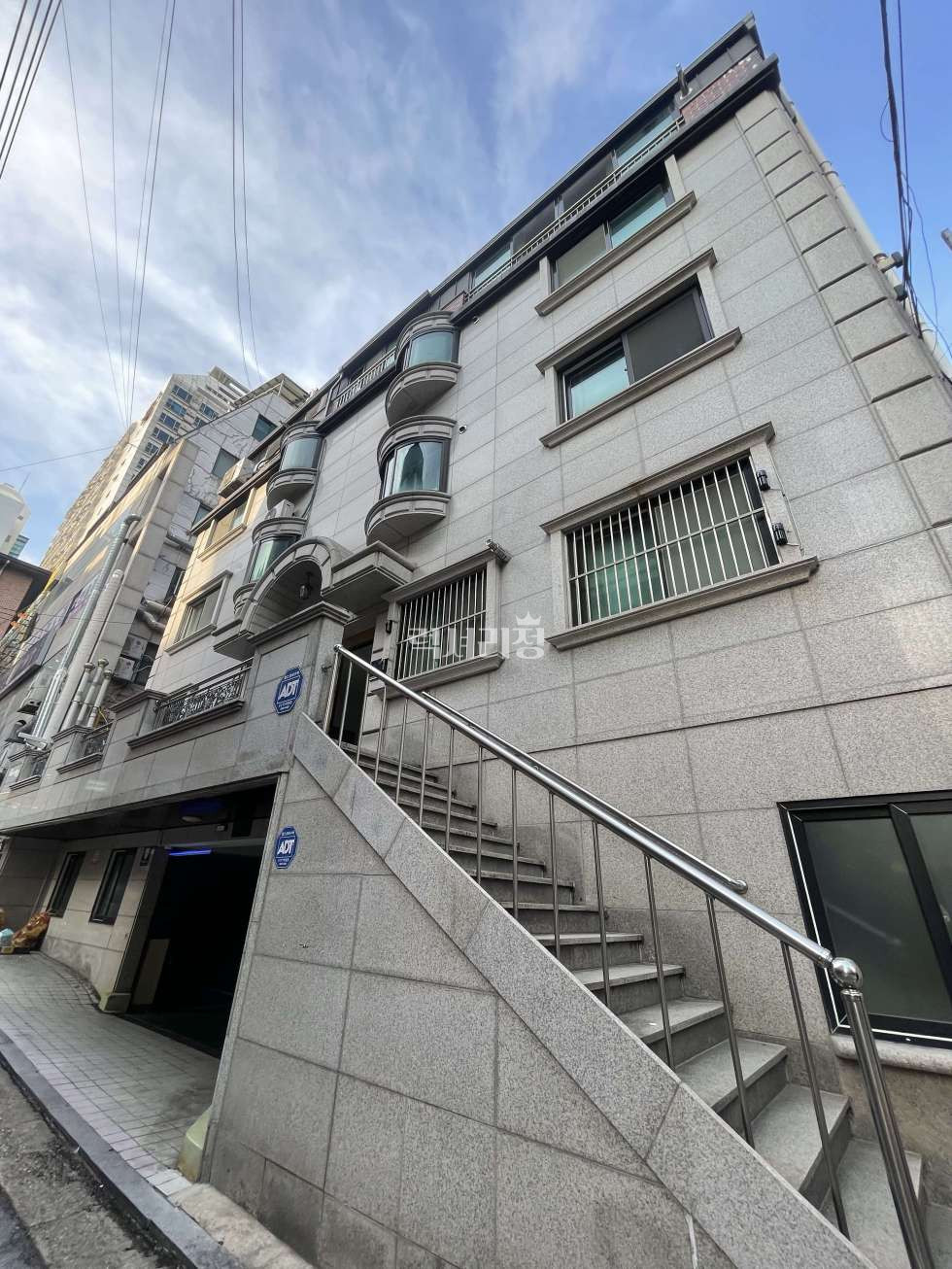 서울 강남구 대치동 896-10 (덕양빌라트) [분리형원룸] 풀옵션, 건조기있음, 올수리됨 월세 매물번호 10077 사진 9