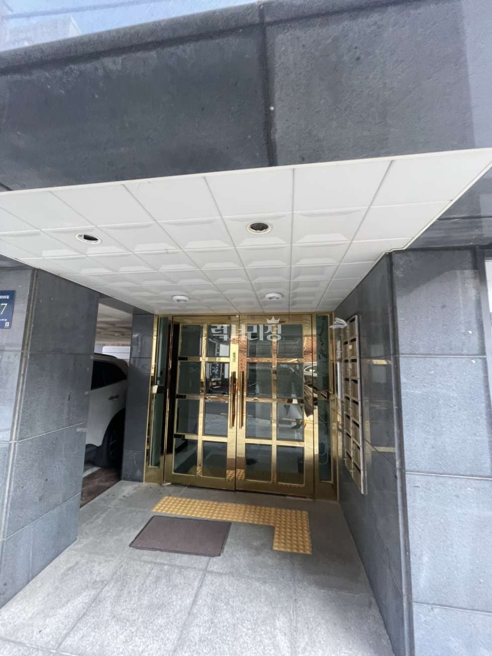 서울 강남구 대치동 916-37 (대치동공동주택) 주건축물제1동 [오픈형/월세] 대치동학원가, 풀옵션원룸, LH,SH, 버팀목등 모든대출가, 주차가능 월세 매물번호 10133 사진 7