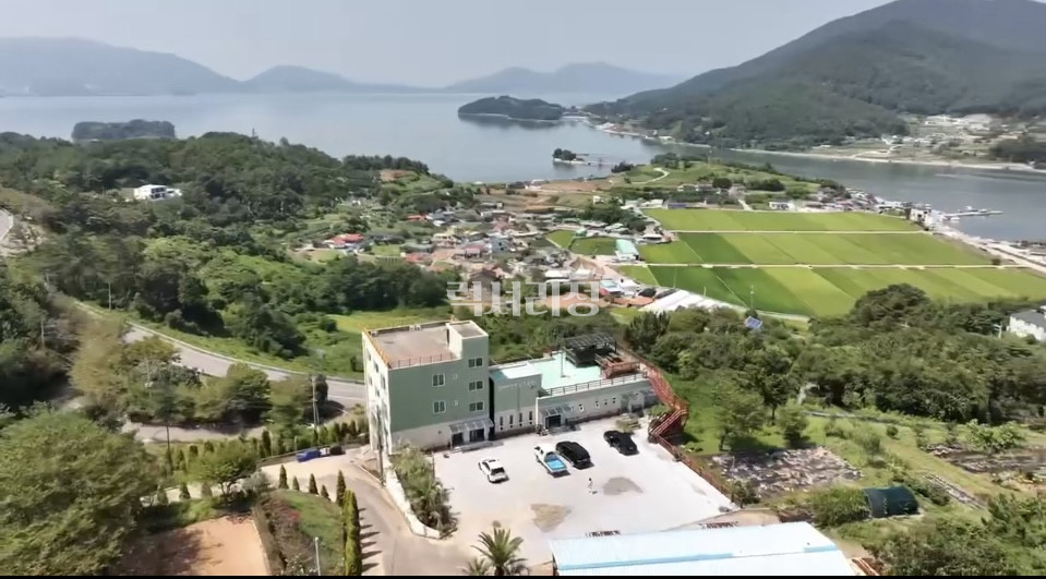 경남 남해군 삼동면 지족리 남해 힐링센터, 체험장, 단식원 등, 토지5638평 매매 매물번호 10041 사진 2